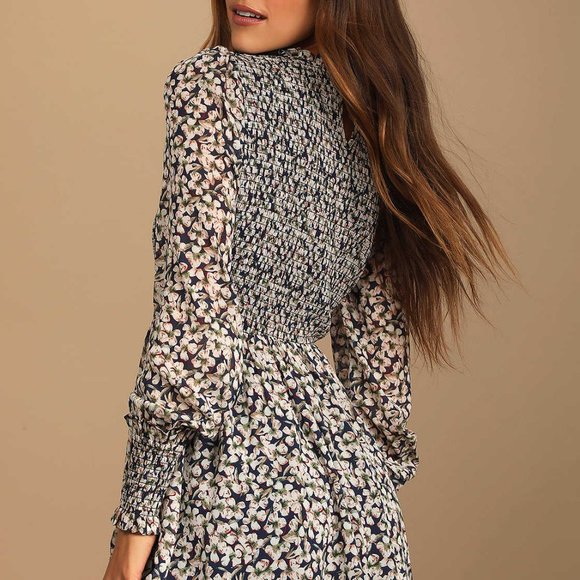 Floral Smocked Dress - Picture 3 of 4